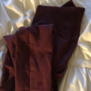 LULULEMON ✨sale✨ compression leggings - size 4